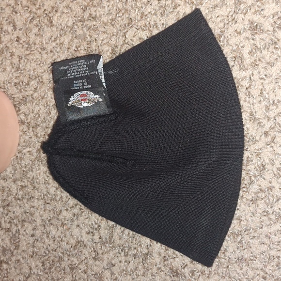 Harley Davidson Women's Embroidered Sequin Knit Beanie Black - Picture 7 of 9